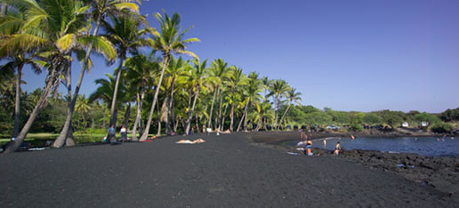black-sand-beach-hawaii-crystalrockstar