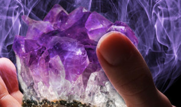 cleanse-your-crystals-diffuser-crystalrockstar-amethyst-magic-reiki